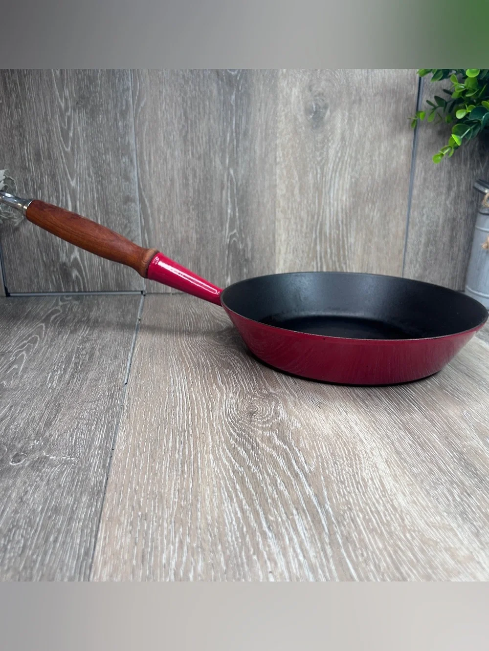 Le Creuset Cast Iron Skillet 24 Red Wooden Handle | Vintage France Cookware